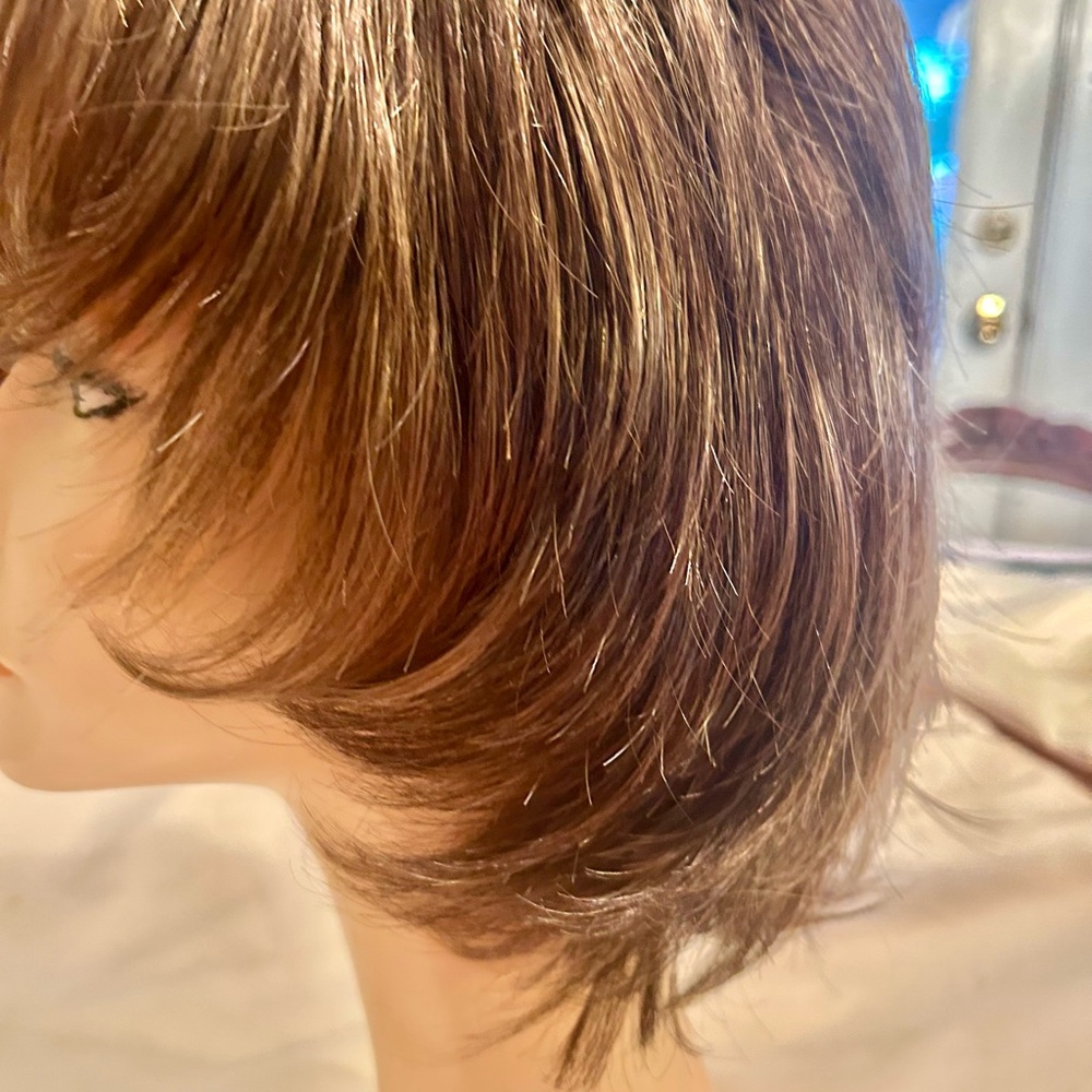 Wigs by Cheyenne Short Layered Women's Wig in Chestnut Brown - Picture 3 of 8